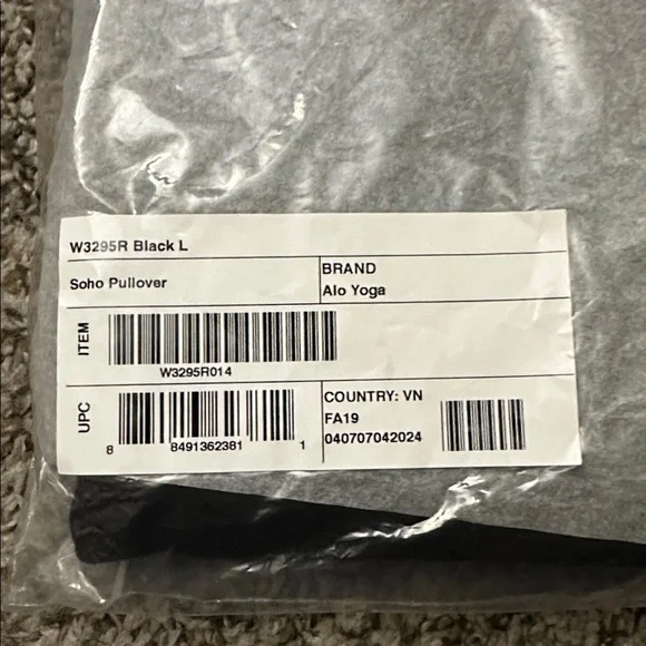 BNWT ALO Yoga Soho Pullover L Black SEALED! - Picture 7 of 8